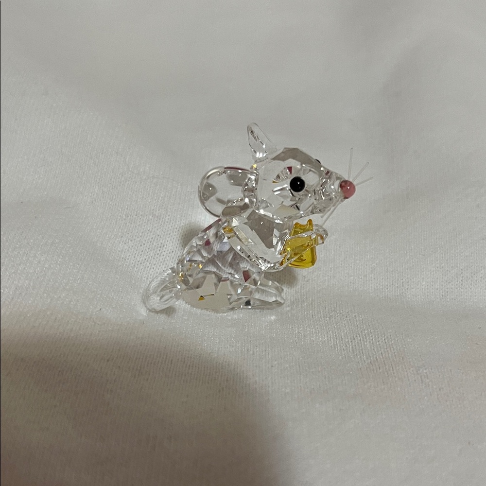 Swarovski Crystal Mouse Figurine with Yellow cheese